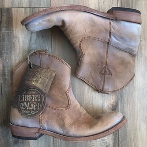 Liberty Black NWT Distressed Leather Ankle Boots 8